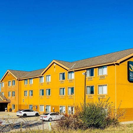 Quality Inn & Suites Bethany Esterno foto