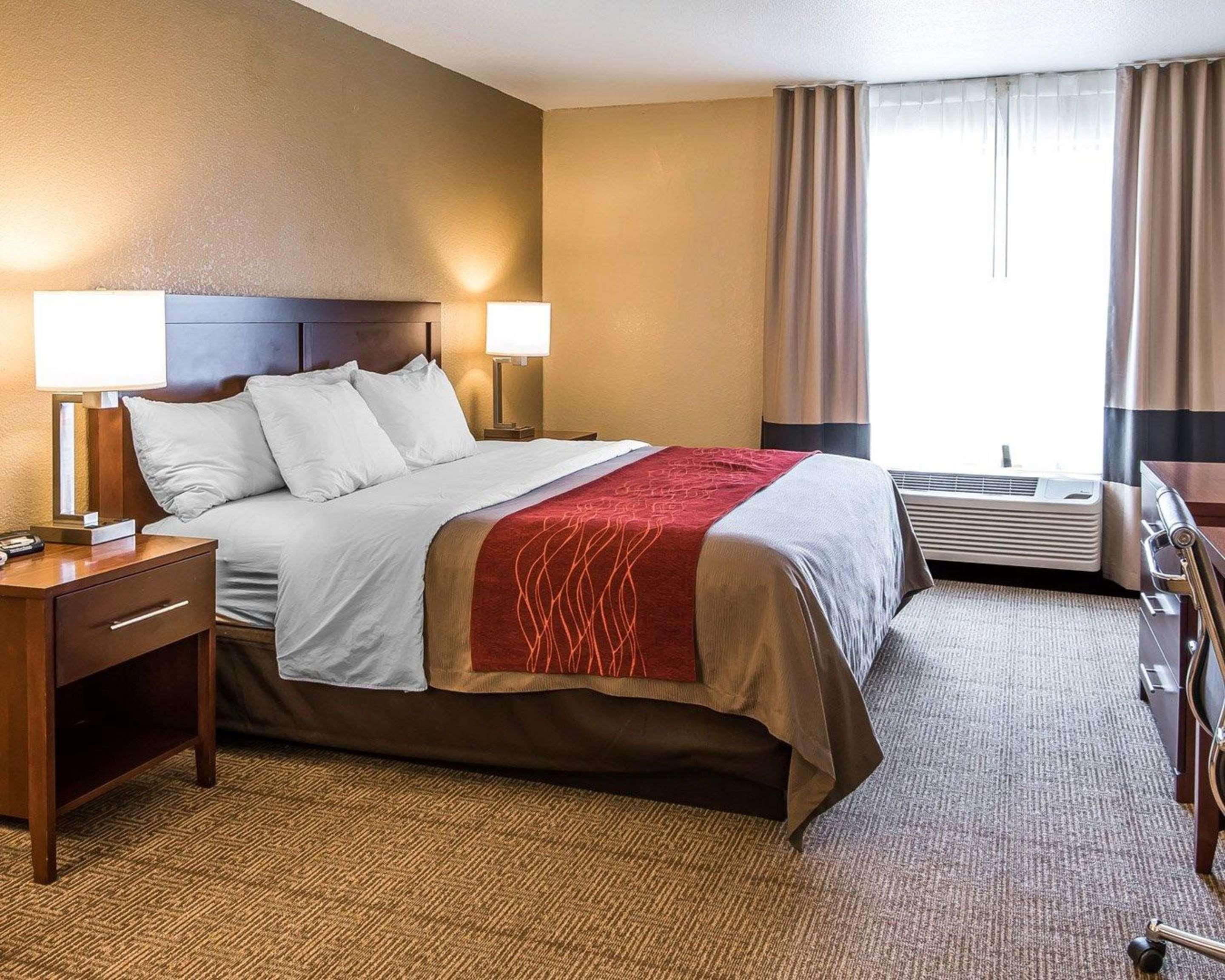 Quality Inn & Suites Bethany Esterno foto