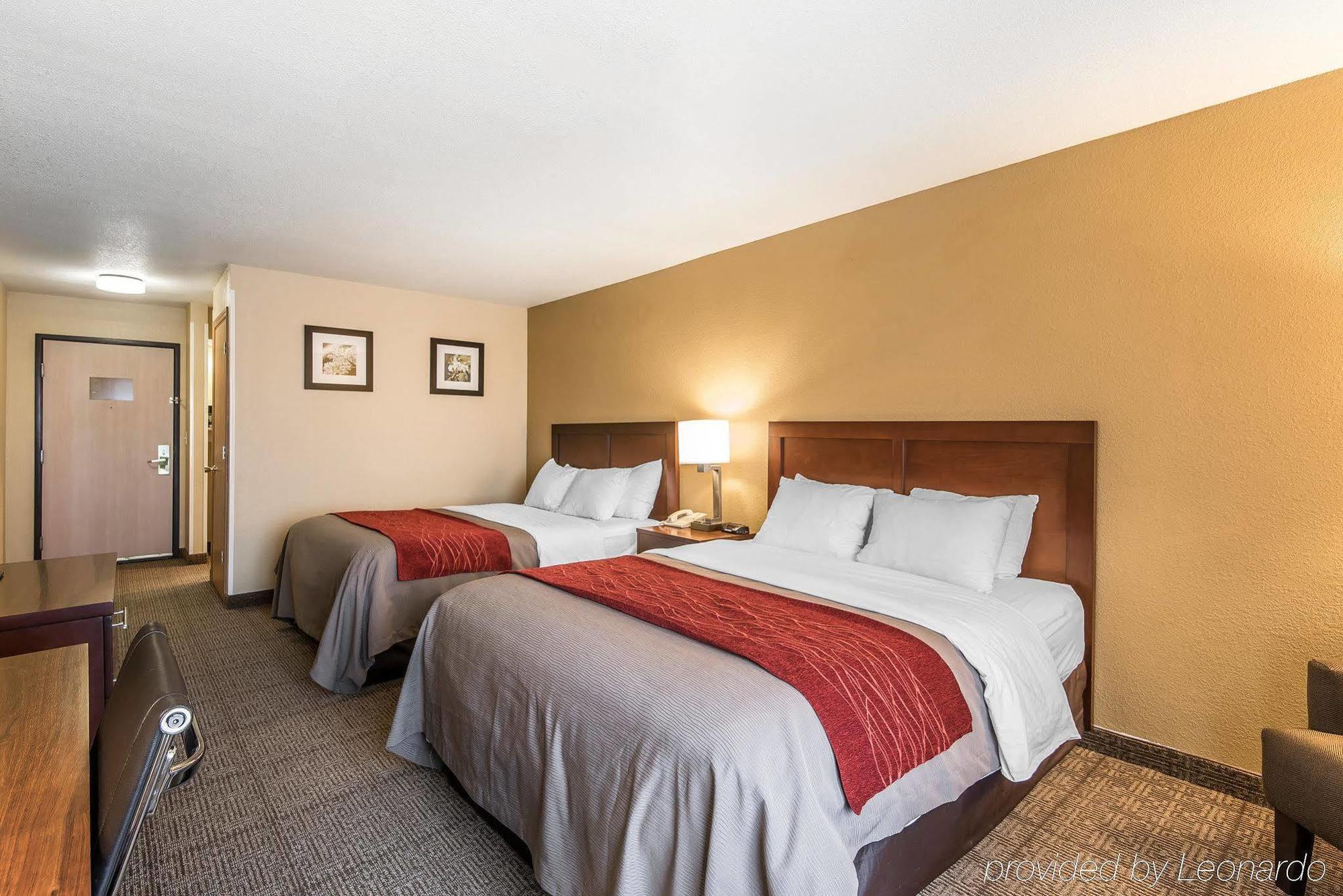 Quality Inn & Suites Bethany Esterno foto